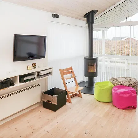 Cozy Home In Otterup With Wifi Otterup
